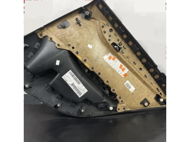 bontott BMW X1 Bal hátsó Ajtó Kárpit