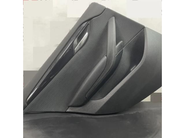 bontott BMW X1 Bal hátsó Ajtó Kárpit