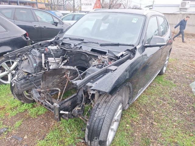 bontott BMW X1 Bal hátsó Ajtó (Részeivel)