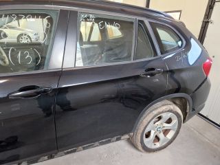 bontott BMW X1 Bal hátsó Ajtó (Részeivel)