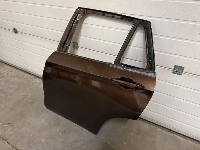 bontott BMW X1 Bal hátsó Ajtó (Üres lemez)