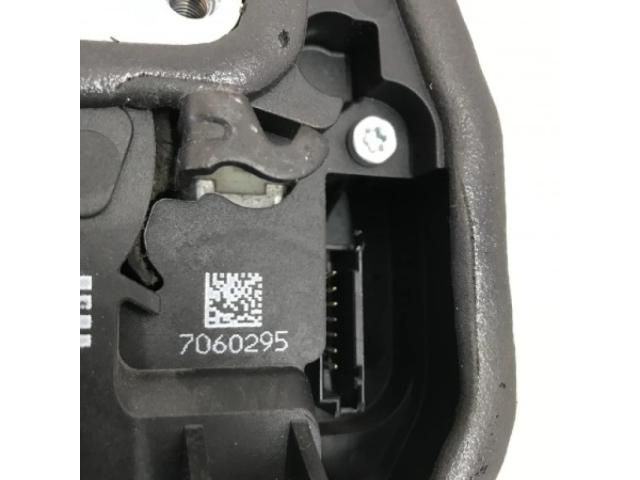 bontott BMW X1 Bal hátsó Ajtózár