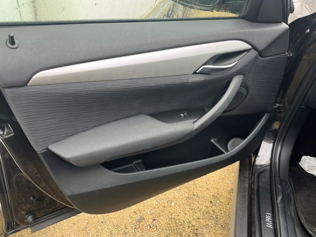 bontott BMW X1 Bal hátsó Biztonsági Öv Csat