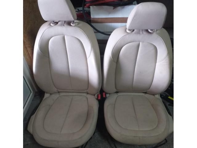 bontott BMW X1 Bal hátsó Csomagtér Burkolat (Műanyag)