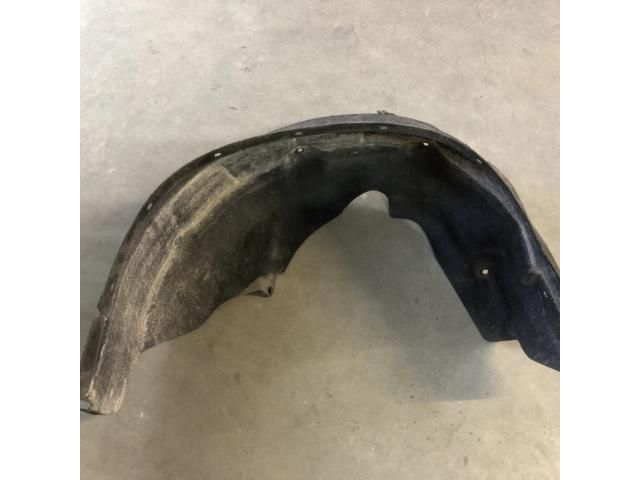 bontott BMW X1 Bal hátsó Dobbetét (Kerékjárati, Műanyag)