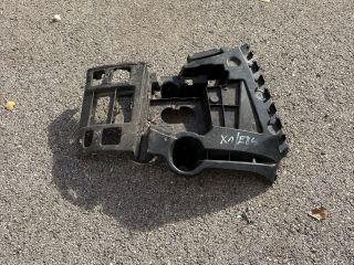 bontott BMW X1 Bal hátsó Lökhárító Tartó (Műanyag)