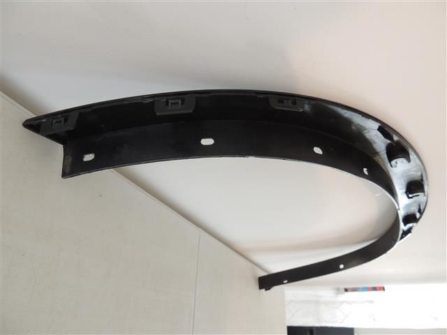 bontott BMW X1 Bal hátsó Sárvédő Szélesítő