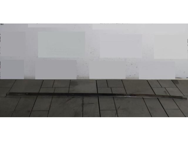 bontott BMW X1 Bal hátsó Vízlehúzó Gumicsík