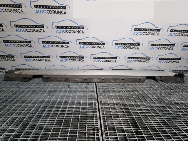 bontott BMW X1 Bal Küszöb