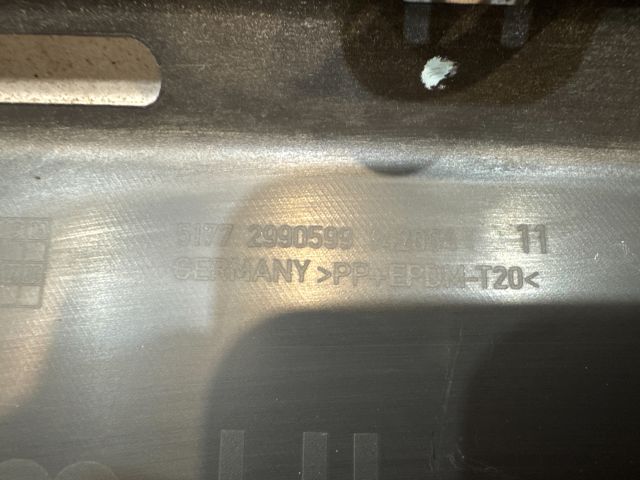 bontott BMW X1 Bal Küszöb