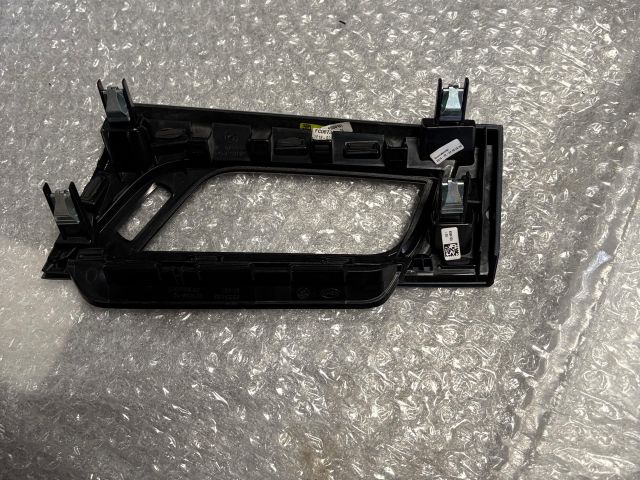 bontott BMW X1 Bal Műszerfal Díszléc