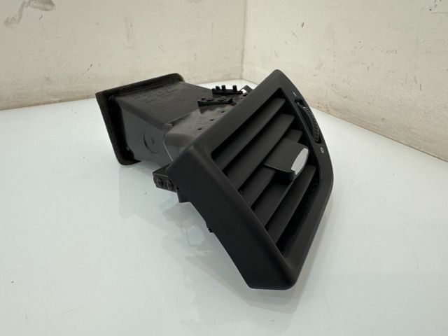 bontott BMW X1 Bal Szellőző