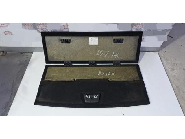 bontott BMW X1 Csomagtér Kárpit