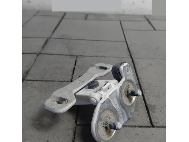 bontott BMW X1 Csomagtérajtó Bal Zsanér