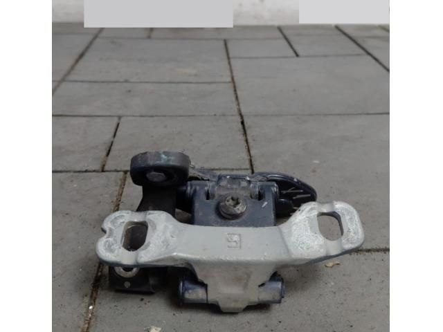 bontott BMW X1 Csomagtérajtó Bal Zsanér