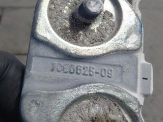 bontott BMW X1 Csomagtérajtó Bal Zsanér