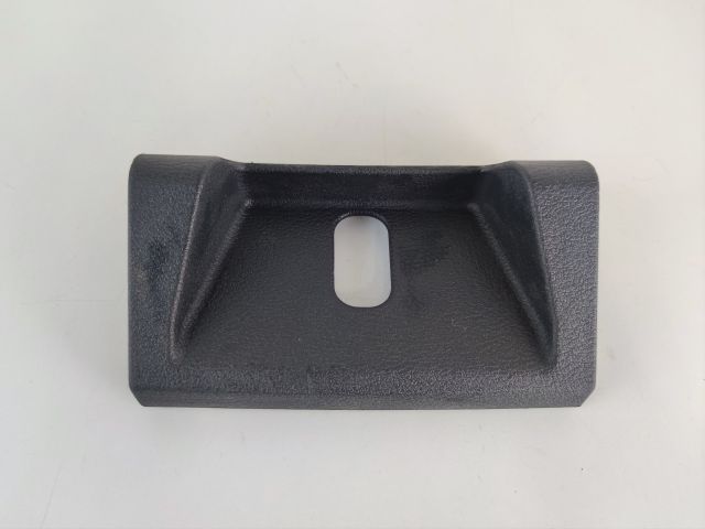 bontott BMW X1 Csomagtérajtó Burkolat Alsó