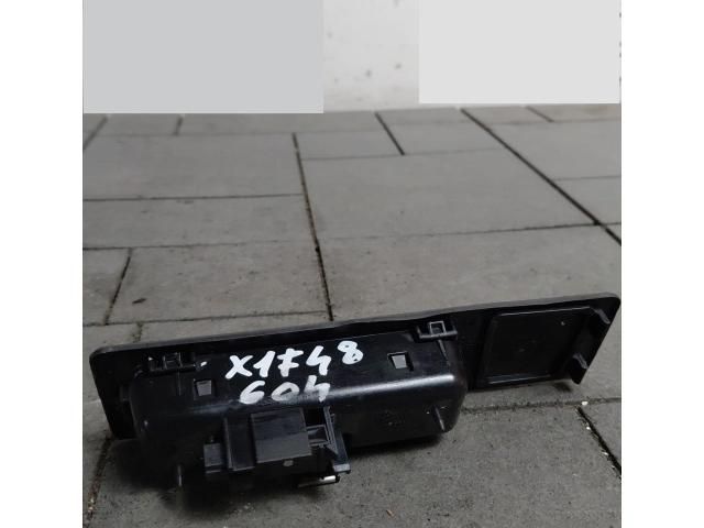 bontott BMW X1 Csomagtérajtó Kilincs