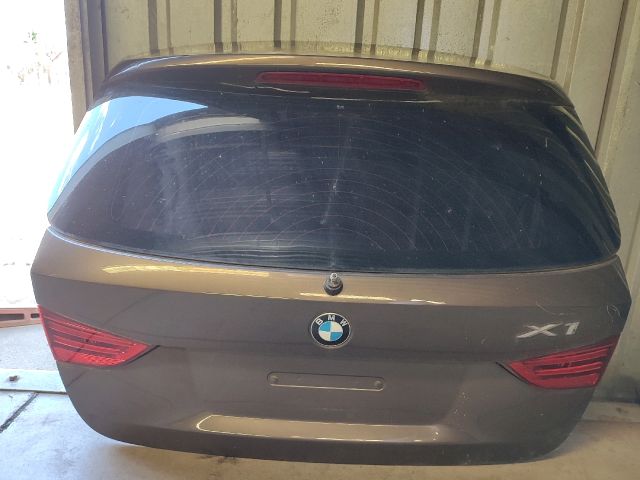 bontott BMW X1 Csomagtérajtó (Részeivel)