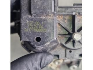 bontott BMW X1 Csomagtérajtó Zárszerkezet