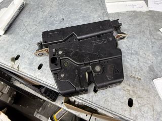 bontott BMW X1 Csomagtérajtó Zárszerkezet