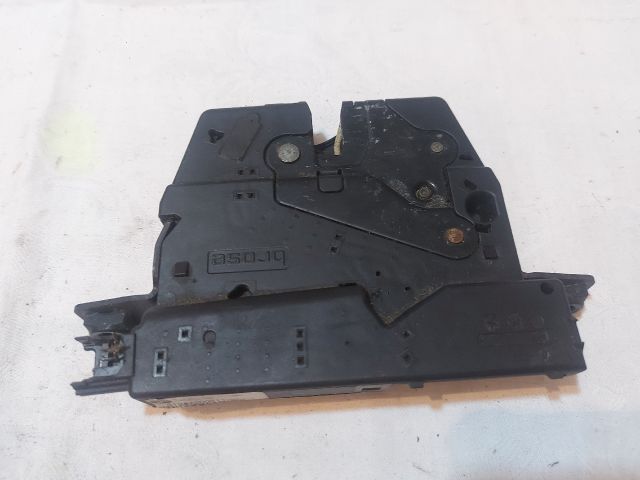 bontott BMW X1 Csomagtérajtó Zárszerkezet