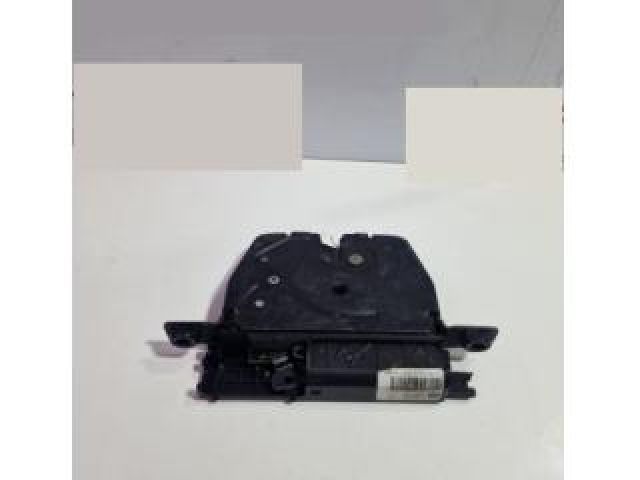 bontott BMW X1 Csomagtérajtó Zárszerkezet