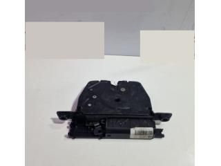 bontott BMW X1 Csomagtérajtó Zárszerkezet