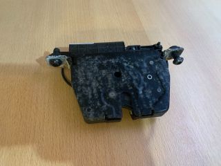 bontott BMW X1 Csomagtérajtó Zárszerkezet