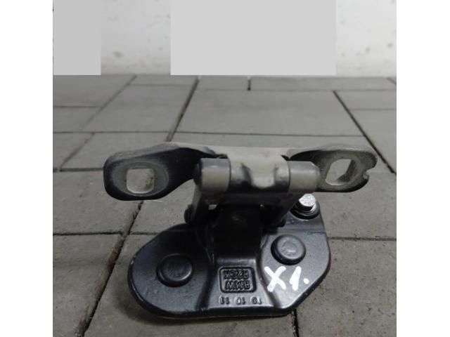 bontott BMW X1 Csomagtérajtó Zsanér