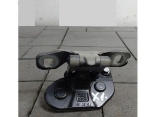 bontott BMW X1 Csomagtérajtó Zsanér