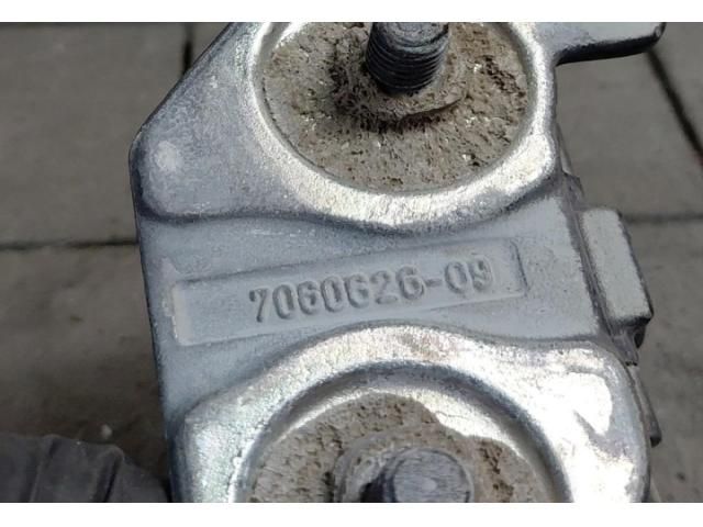 bontott BMW X1 Csomagtérajtó Zsanér