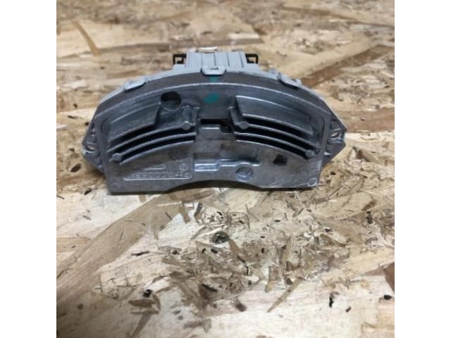 bontott BMW X1 Előtét Ellenállás Fűtőmotor