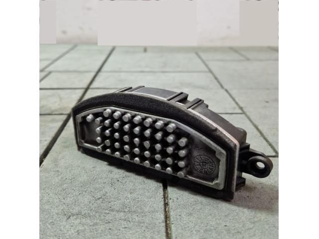 bontott BMW X1 Előtét Ellenállás Fűtőmotor