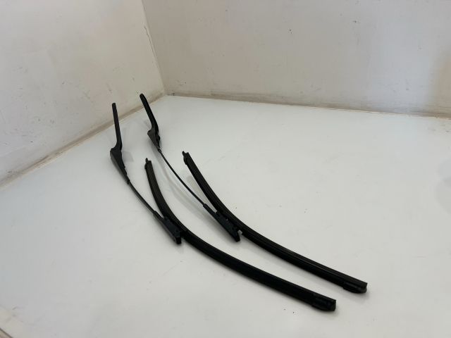 bontott BMW X1 Első Ablaktörlő Lapát Pár