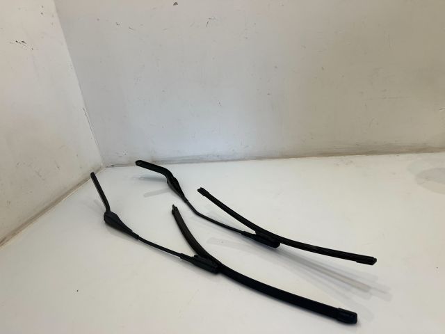 bontott BMW X1 Első Ablaktörlő Lapát Pár