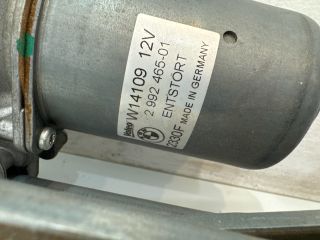 bontott BMW X1 Első Ablaktörlő Szerkezet Motorral