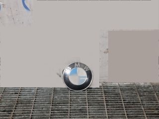 bontott BMW X1 Első Embléma