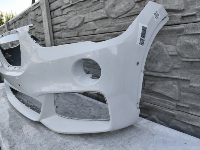 bontott BMW X1 Első Lökhárító (Részeivel)