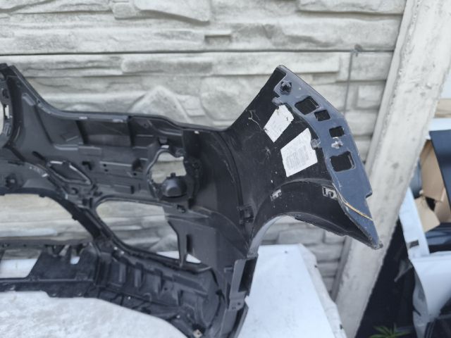 bontott BMW X1 Első Lökhárító (Részeivel)