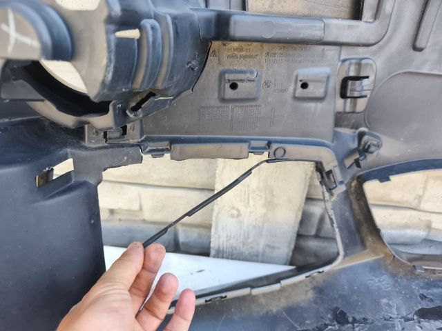 bontott BMW X1 Első Lökhárító (Részeivel)