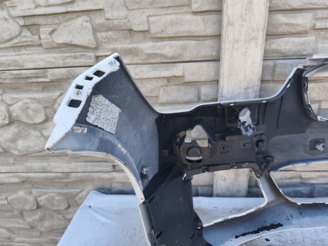 bontott BMW X1 Első Lökhárító (Részeivel)