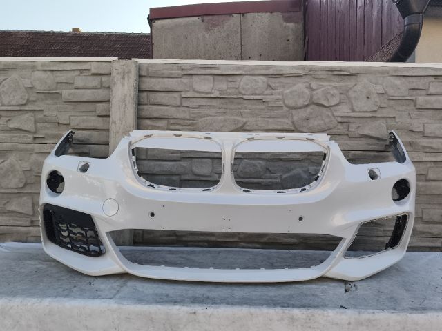 bontott BMW X1 Első Lökhárító (Részeivel)