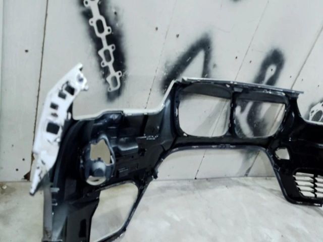 bontott BMW X1 Első Lökhárító (Üresen)