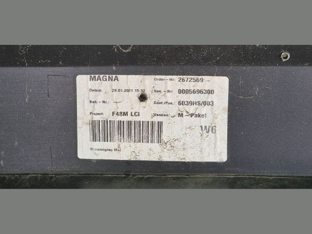 bontott BMW X1 Első Lökhárító (Üresen)