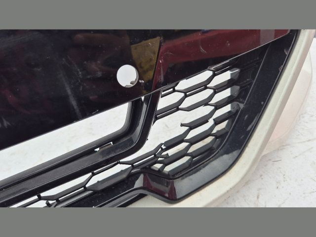 bontott BMW X1 Első Lökhárító (Üresen)