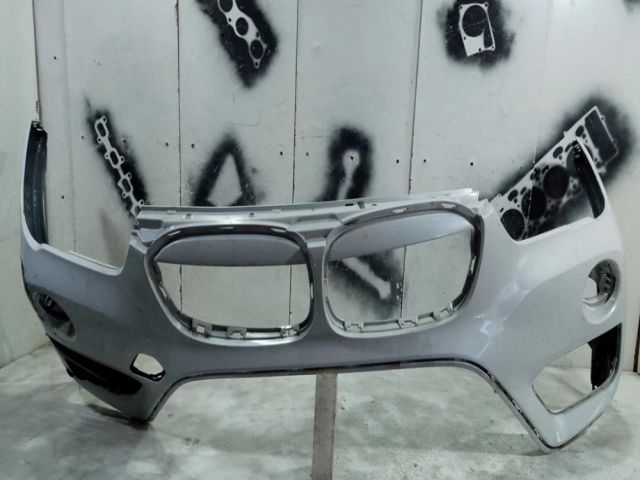 bontott BMW X1 Első Lökhárító (Üresen)