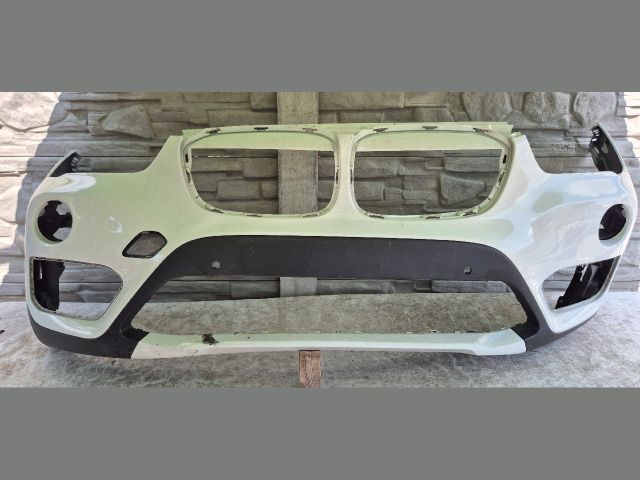 bontott BMW X1 Első Lökhárító (Üresen)