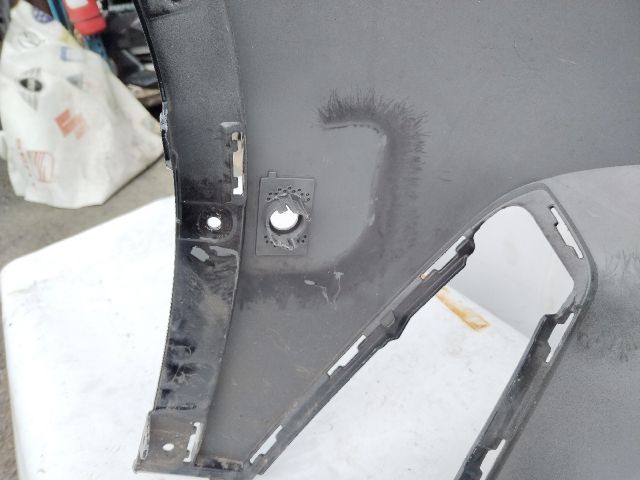 bontott BMW X1 Első Lökhárító (Üresen)