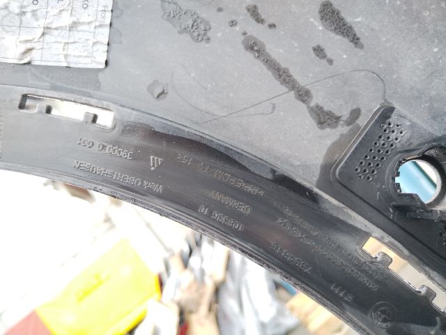 bontott BMW X1 Első Lökhárító (Üresen)